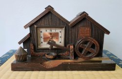 画像1: 名巧舎製・置き時計・米搗きオルゴール時計【結婚行進曲】水車が回り杵を突く