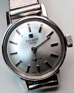 画像1: チソット（ティソ）・スイスの名門・婦人用手巻・小ぶりで可愛い時計・１９６０年代