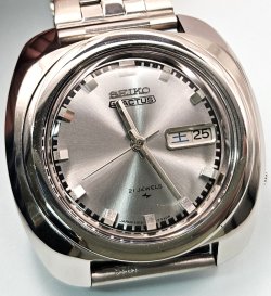 画像1: セイコー・ファイブアクタス・大型紳士自動巻き・シルバー文字板・【１９６９年・昭和４４年・１０月生まれ・諏訪】