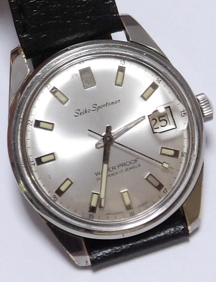 セイコー・スポーツマン・セブンティーンカレンダー・昭和40年代紳士手巻き・裏蓋に、タツノオトシゴ - アンティーク時計専門店 時計屋なかの