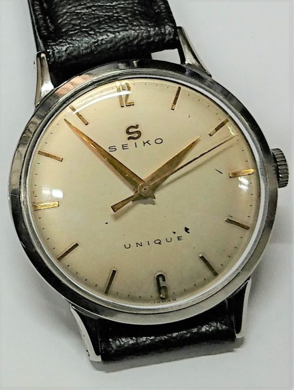 Sマークのセイコー・ユニーク・昭和30年代の、小さな紳士用手巻き【女性にも合います】 - アンティーク時計専門店 時計屋なかの