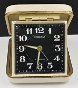 画像: セイコートラベラ（旅行用折りたたみ式）・昭和４０年代ベル付手巻き・２石入り