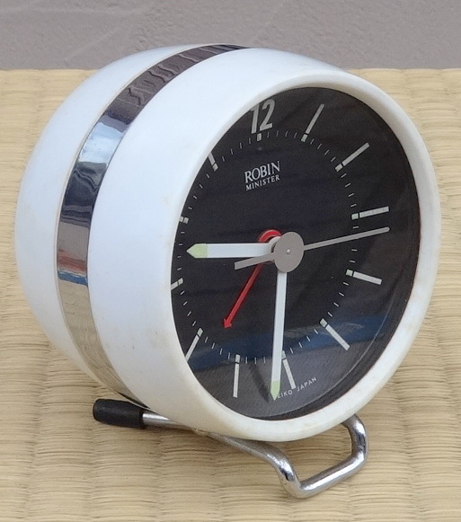 画像: セイコー・ロビン　昭和４０年代手巻き目覚まし【小さくて、可愛くて、シンプルな置き時計】