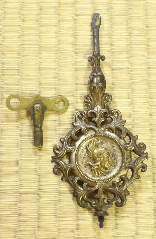 画像: ローヤル・宮型八日まき掛け時計・装飾飾り・大正から昭和にかけて