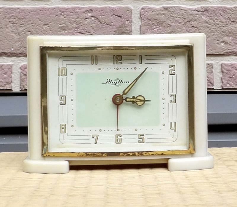 画像1: リズム時計・昭和30年代ベル付目覚まし・レトロな雰囲気