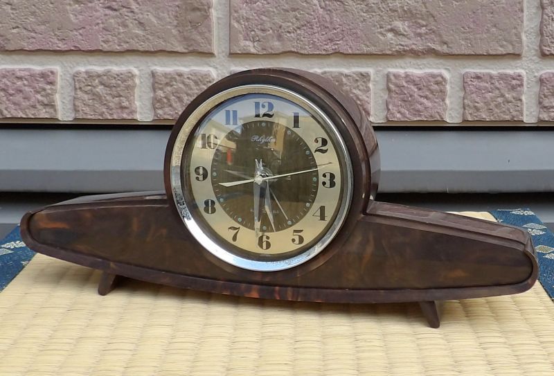 画像: リズム時計・昭和４０年代・ベル付手巻き目覚まし・２石入り