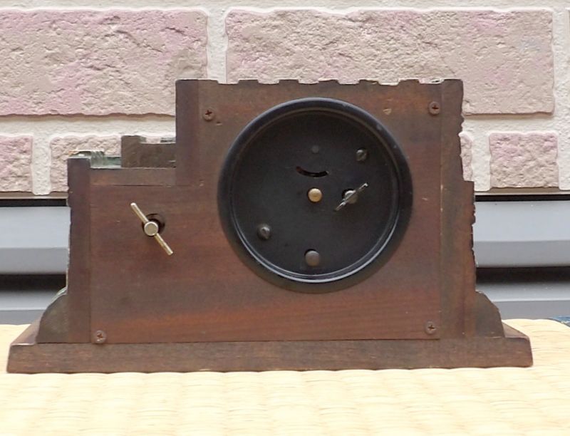 画像: 東京時計・昭和30年代のオルゴール付き【峠の我が家】置き時計・一日巻の手巻き