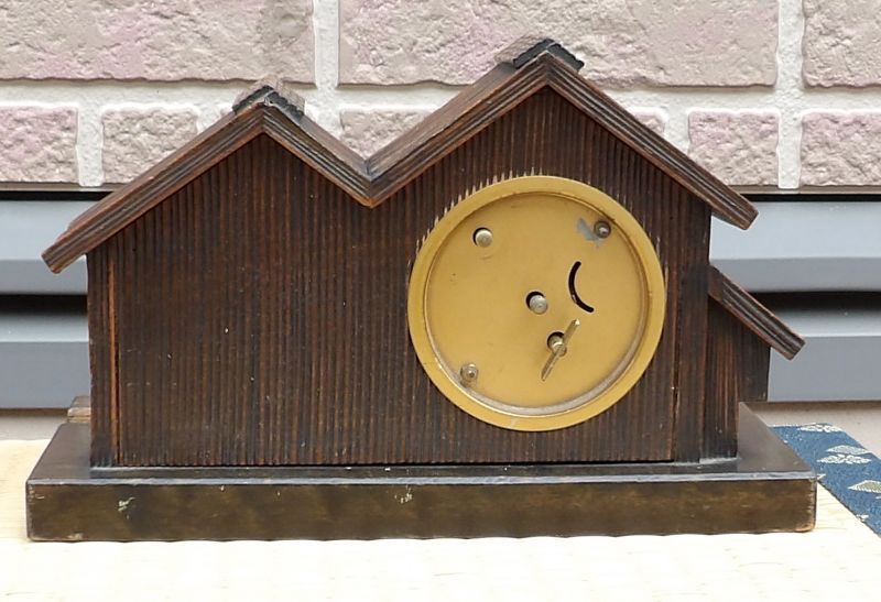 画像: 東京時計・昭和30年代オルゴール付き置き時計【おおスザンナ】水車が回る