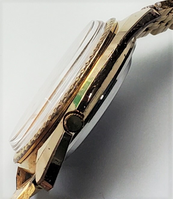 画像: セイコー６１ニューファイブ・刻みガラス渕・紳士自動巻き・【１９６７年・昭和昭和４２年・１０月生まれ】