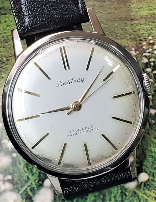Destray・スイス製・紳士手巻き・非防水・シンプルな時計・１９６０ 