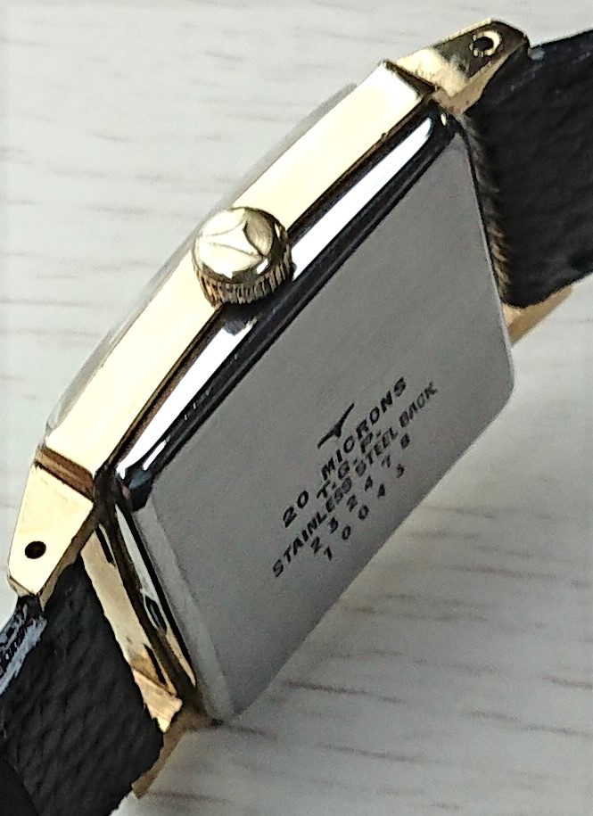 画像: タカノ・スーパー・幻の時計と言われる紳士角型手巻・変わり文字板・【１９５９年・昭和３４年〜】