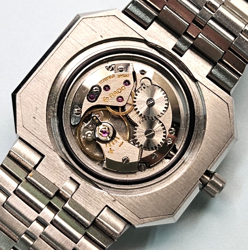画像: ラドー・ラティス・スイス製紳士用手巻・珍しいミネラルブルーダイヤル・１９７０年代初期