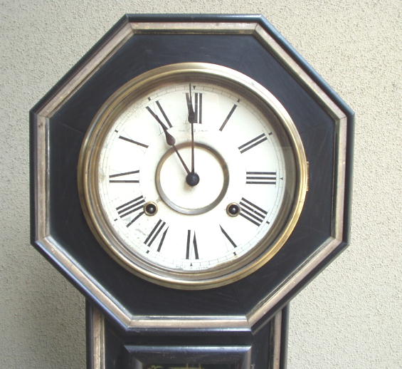 画像: イカリマークの八角時計・八日巻き