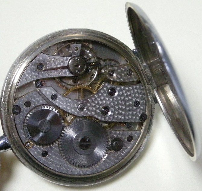 画像: 戦前の国産懐中時計・TAIYO